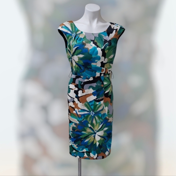 I. N. Studio Women’s Dress Size 8P Floral Print Sleeveless Sheath Knee Length - Picture 8 of 13